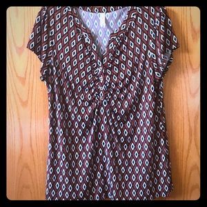 Silky diamond design button blouse